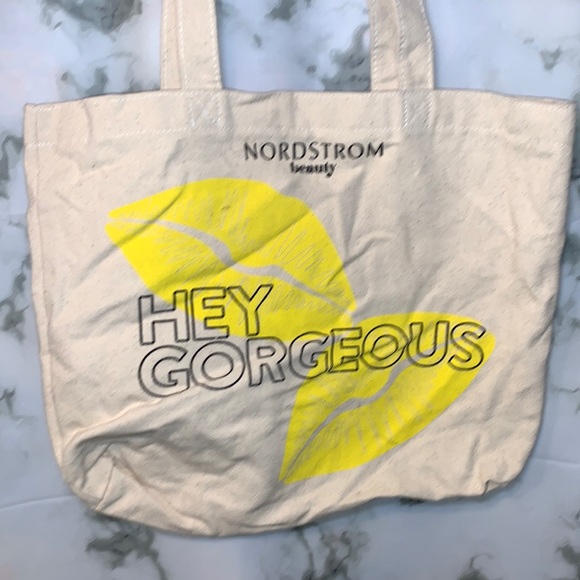 🎒 Hello Gorgeous Nordstrom Tote Bag - Picture 3 of 10